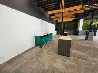 Edificio en renta 6a avenida, zona 4 - Image 8