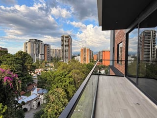 APARTAMENTO NUEVO EN ALQUILER 📍 Edificio Ferre Diez, Zona 10 - 4