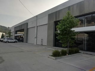Ofibodega en renta en Centro de Negocios La Paz , zona 17 - Image 1