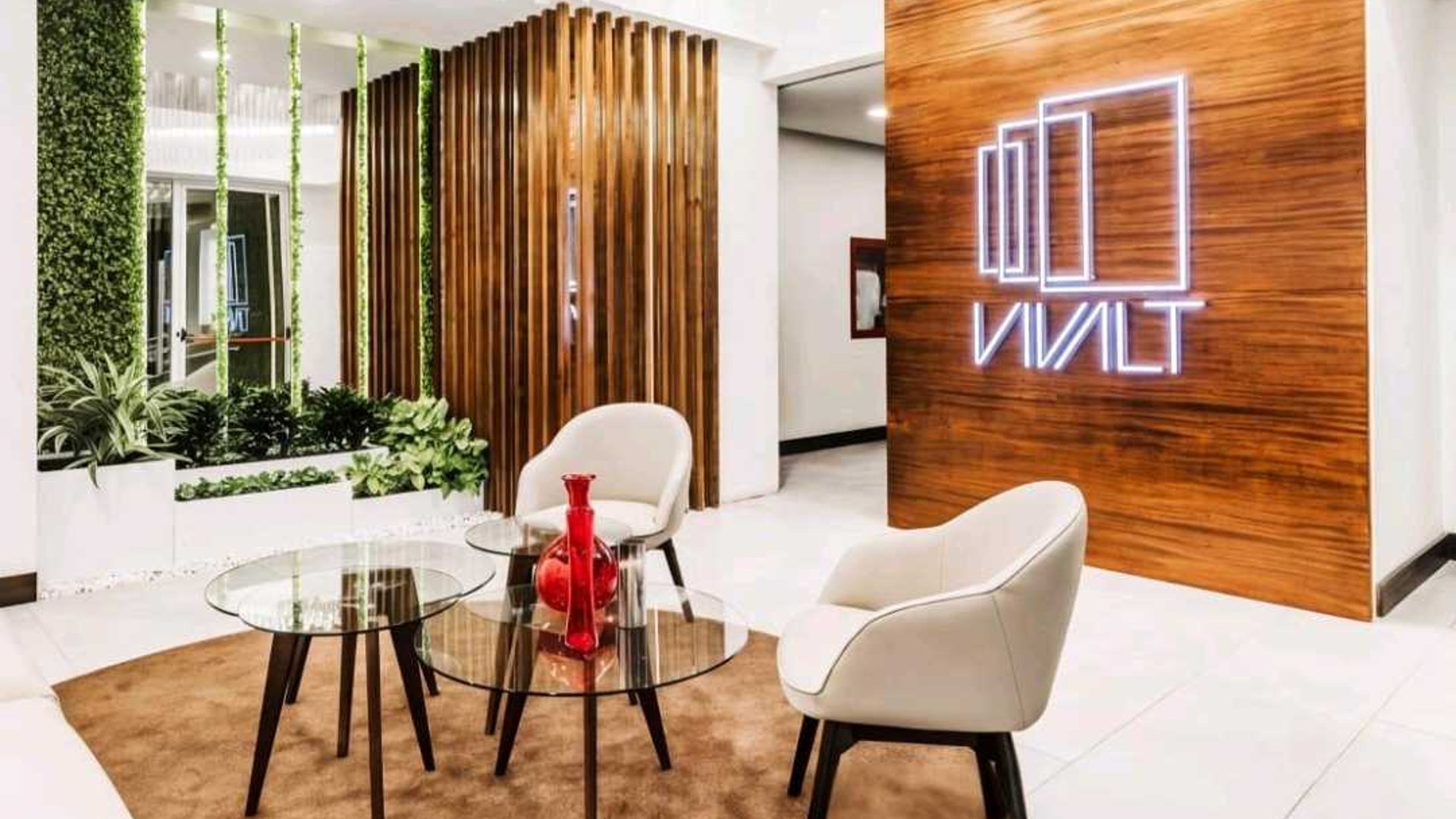APARTAMENTO EN ALQUILER📍 Edificio Vivalt, Zona 10
Una propiedad única