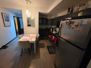 Apartamento de 1 habitación en zona 10 ideal para roomie Ref-5781 - 2