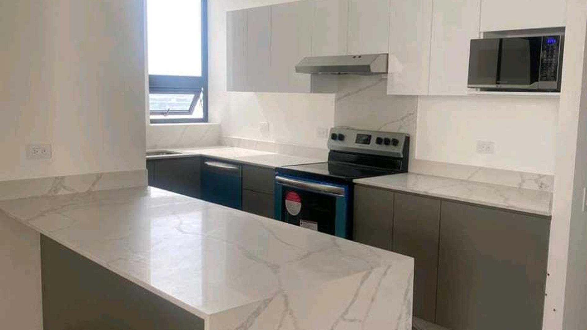 APARTAMENTO EN ALQUILER ????Edificio Aure, Zona 13 - Miniatura 5