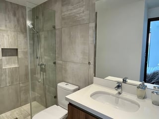 Apartamento equipado de 2 habitaciones en venta zona 10 Ref-5319 - 5