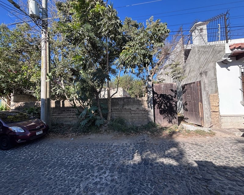 VENDO LINDO TERRENO EN EL PANORAMA  ANTIGUA GUATEMALA