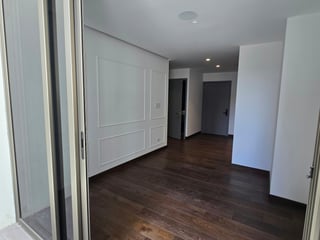 Bello Apartamento En Venta De 1 habitación En Edificio Atarah,Zona 10 - 4