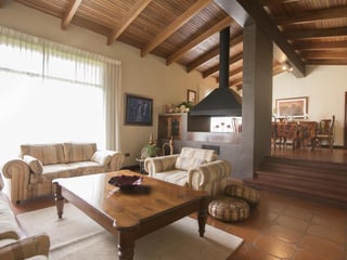 Amplia Casa de  UN NIVEL  , EN VENTA en Santa Rosalía - 2