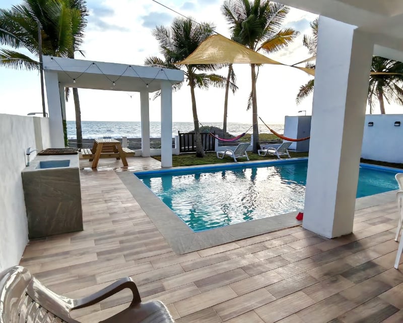 Villa y Quinta en Venta en El Pumpo, Monterrico, Santa Rosa