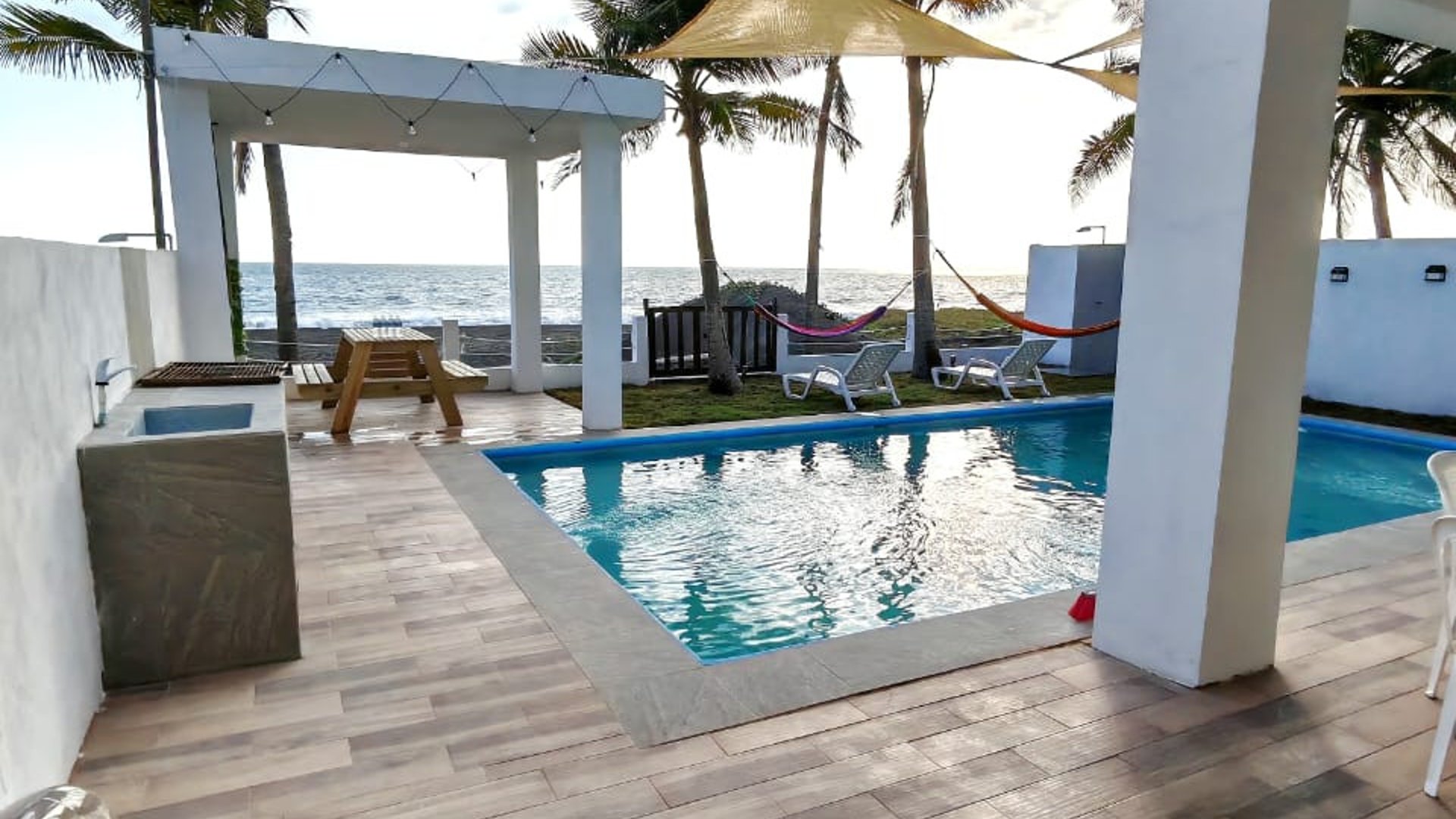 Villa y Quinta en Venta en El Pumpo, Monterrico, Santa Rosa