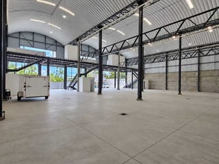 BODEGA INDUSTRIAL NUEVA EN ALQUILER 📍Por Club Mayan Golf, Villa Nueva - 2
