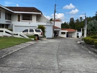 CASA EN VENTA RESIDENCIAL LOMAS DE SAN RAFAEL KM 8 CES - 5