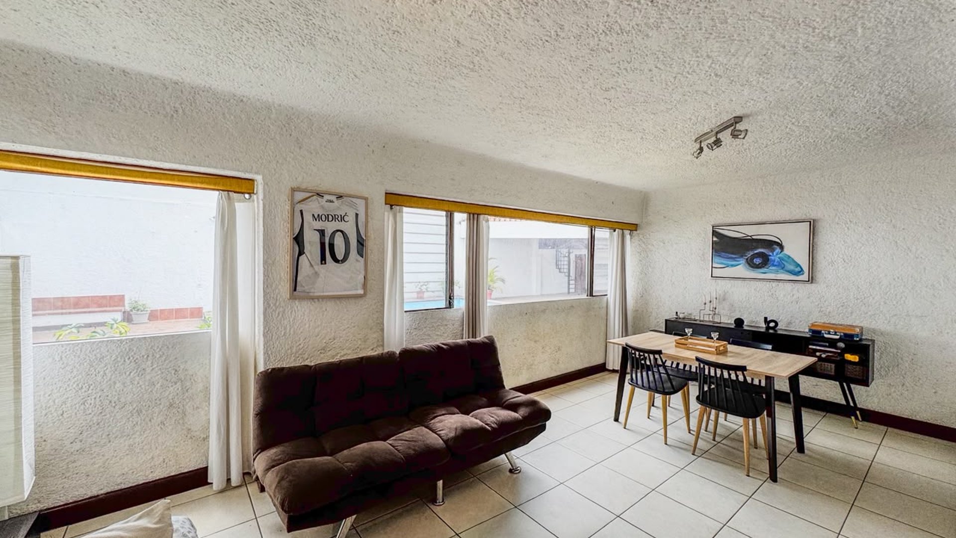 VENTA DE CÉNTRICO APARTAMENTO - EL FERROL, ZONA 15 - Miniatura 3
