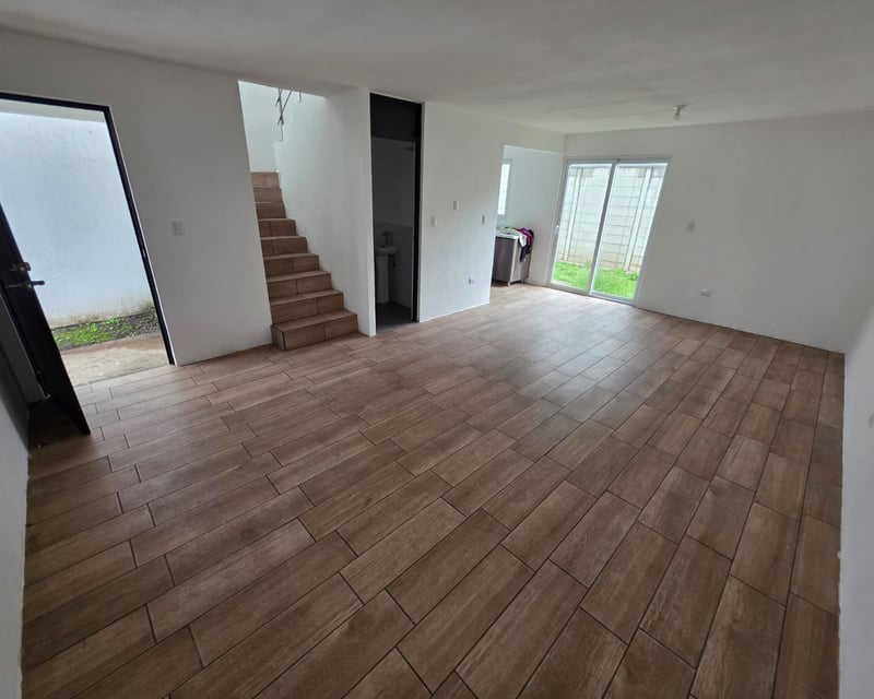 Casa en Renta en Secoya de Arrazola, 3 habitaciones ref-6129