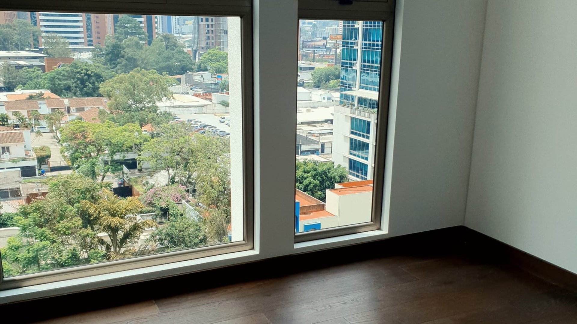 Apartamento en Venta, Zona 10 (V10077) - Miniatura 11