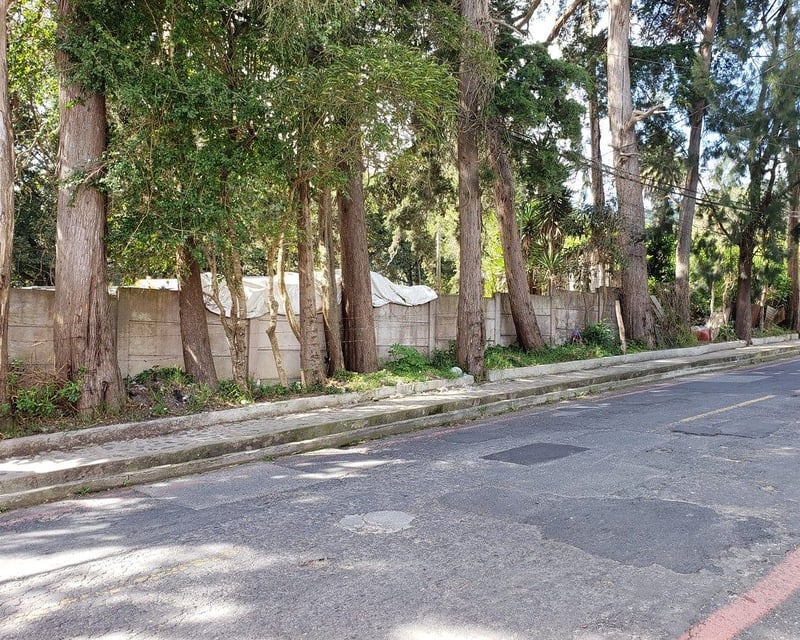 Terreno en Venta – cerca de Colonia Las Hojarascas | zona 7