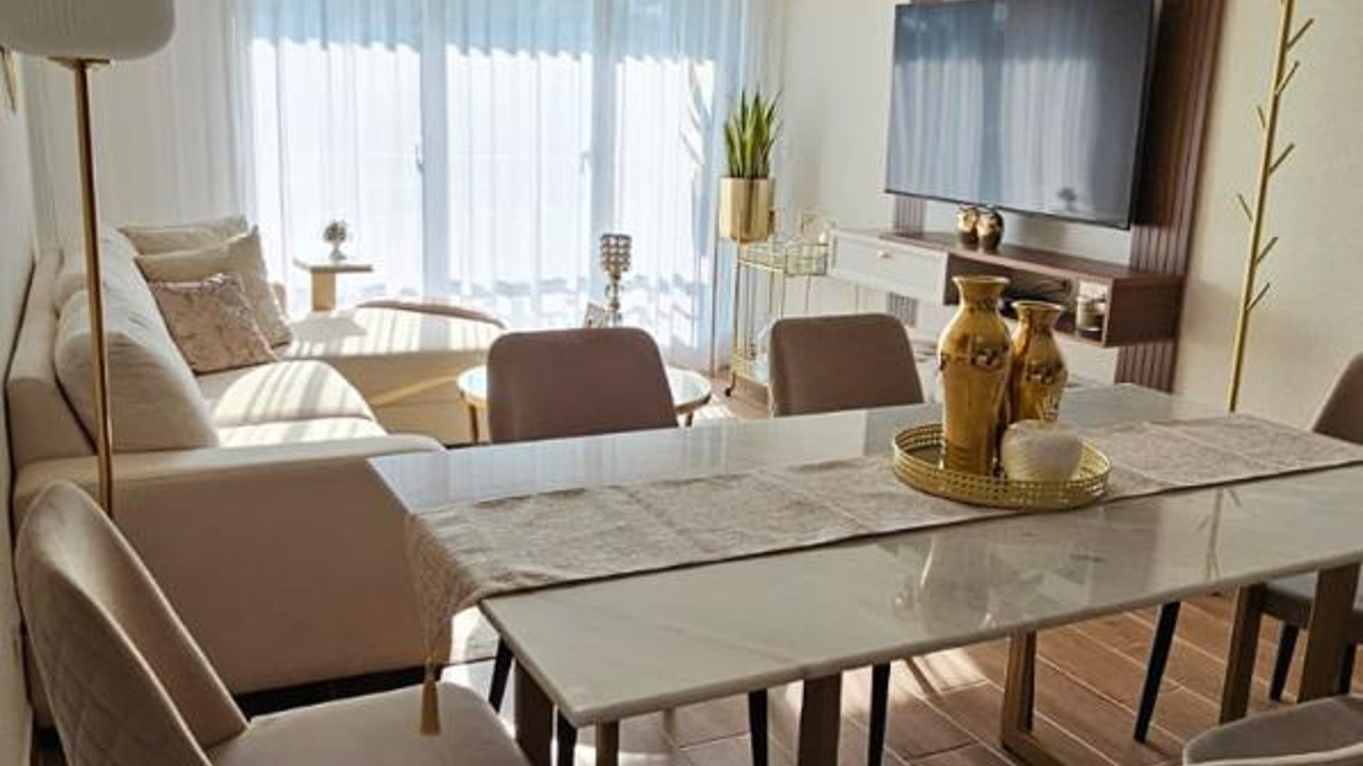 3 Bedroom Apartment with Balcony in Zona 16, Ciudad de Guatemala