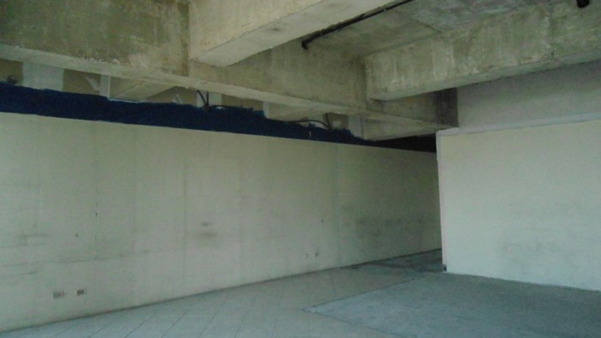 Oficina en renta en zona 11 CALZADA ROOSEVELT - Miniatura 2