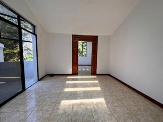 Casa en Venta en Colonia El Prado, zona 10 - 3