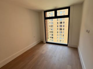 📍 APARTAMENTO EN VENTA – 3 HAB | EDIFICIO CÉNTRICO | ZONA 5 - 4