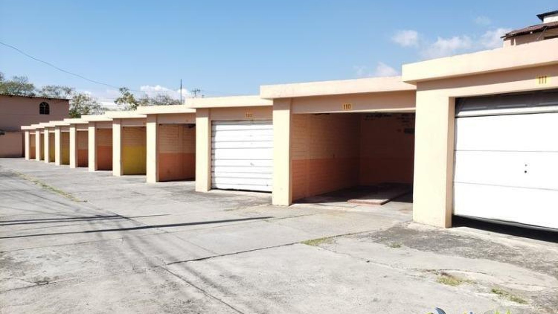 Autohotel en Venta Zona 11 Ciudad Guatemala - Miniatura 2