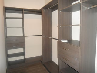 En renta apartamento en Ladera de Florencia zona 10 - 2