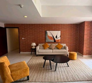 APARTAMENTO AMUEBLADO EN ALQUILER 📍 Edificio Adriatika, Zona 14