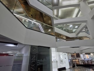 Alquiler de Oficina en Zona 10 Guatemala - Image 3