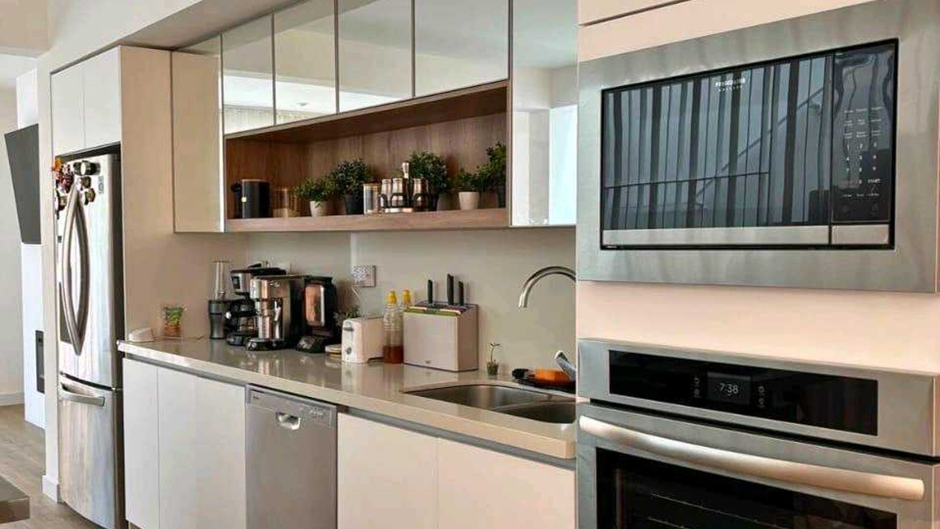 CASA EN VENTA ???? Condominio Iridia Homes, Cañadas de Elgin Zona 13 - Miniatura 3