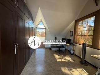 Luxurious 4-Bedroom House for Sale in Zona 13, Guatemala City | - Image 16