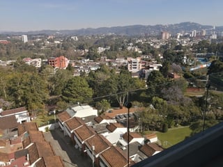 Apartamento en venta Parque 15 Z.15 Guatemala - Image 8