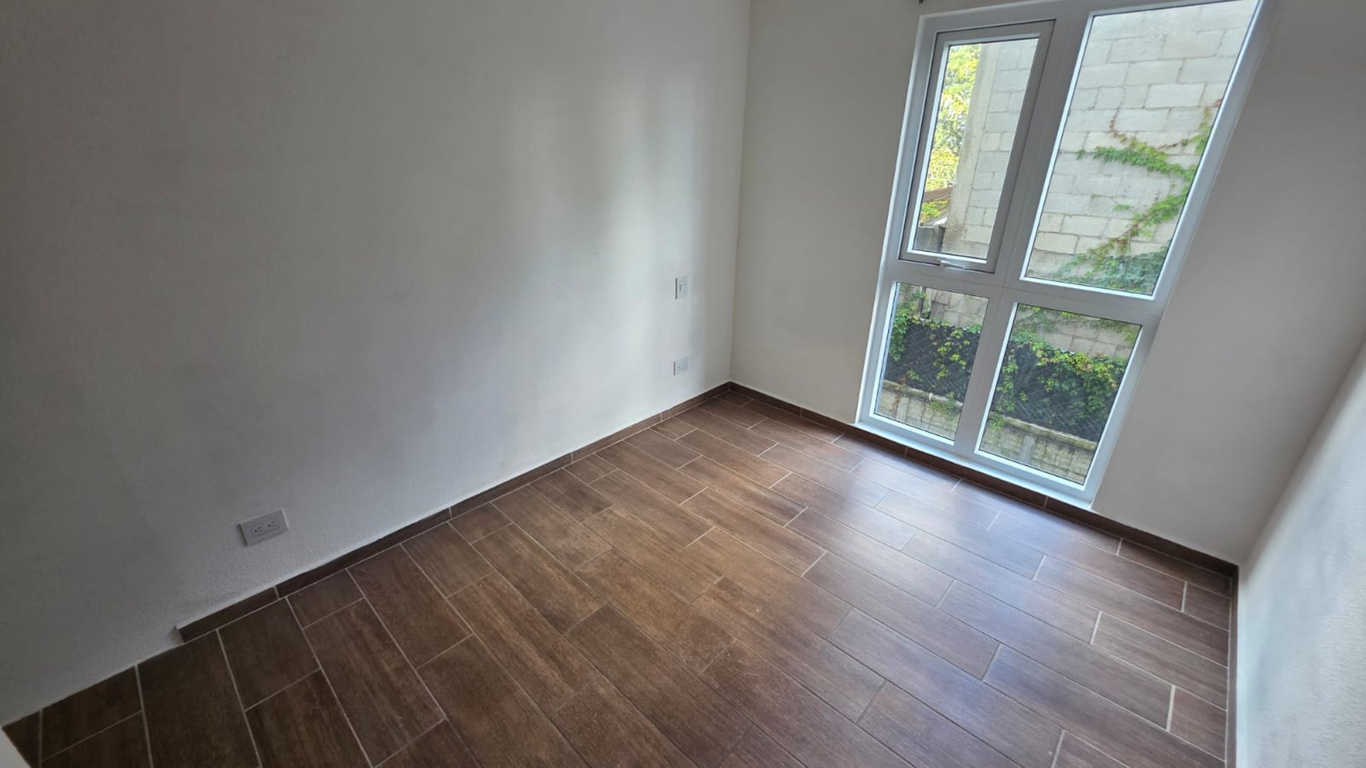 Apartamento en renta en Parque Mateo zona 7 Ref-6069 - Miniatura 4