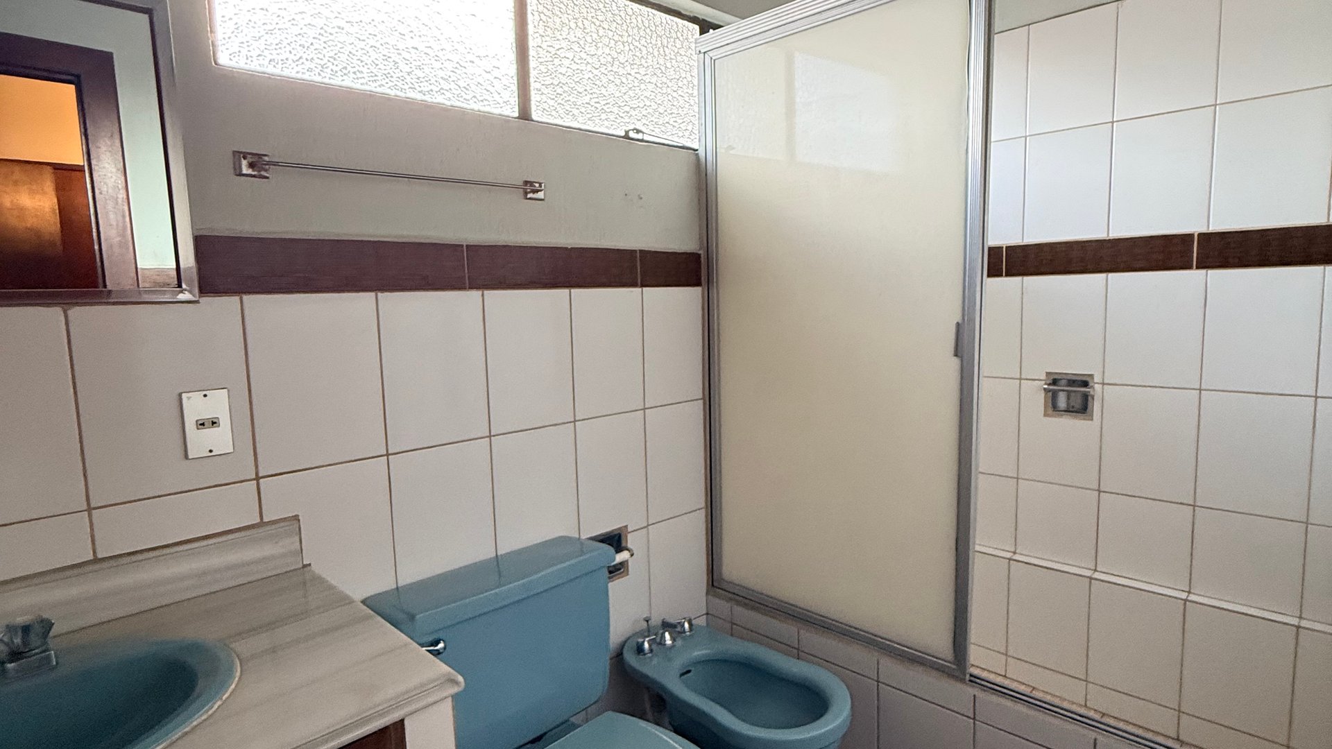Casa ideal para oficinas en vh1 , zona 15. - Miniatura 17