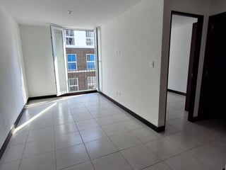 APARTAMENTO EN ALQUILER EN ZONA 1 - 3