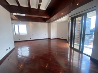 Penthouse en renta - 4 habitaciones y terraza amplia zona 14 Ref-5934 - 3