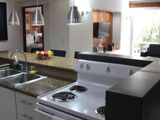 APARTAMENTOS EN RENTA EN REFORMA, ZONA 10 - 2