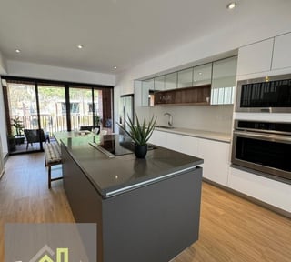 IRIDIA HOMES / Casa en condominio en Renta, zona 13