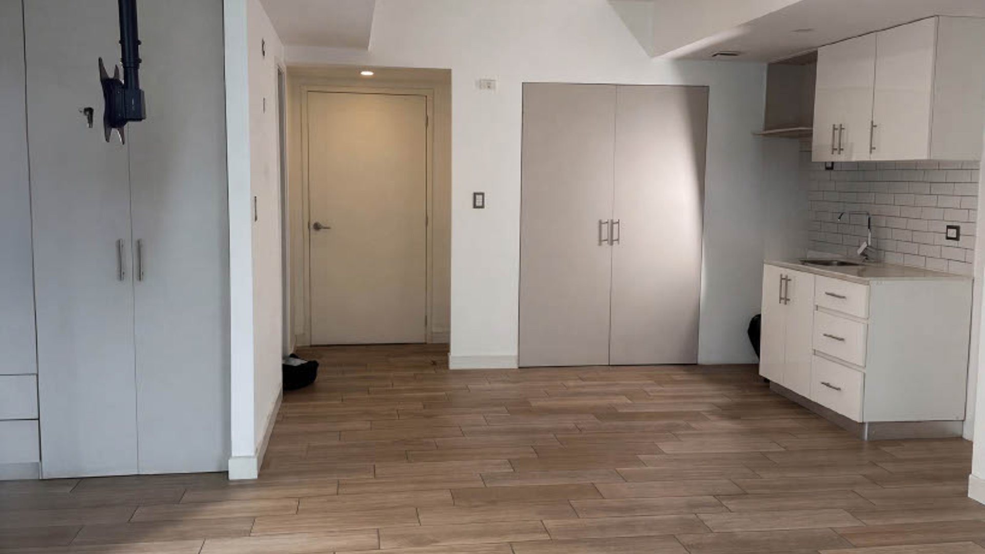 Apartamento en zona 11 de espacio abierto - Image 1