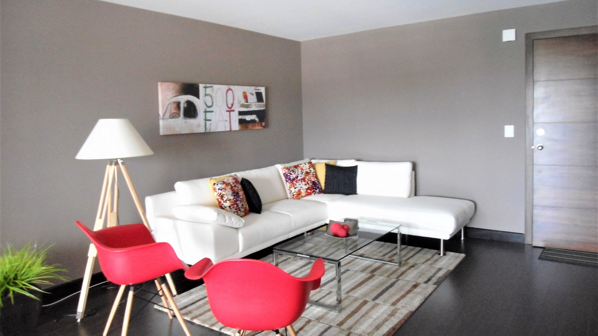 Apartamento amueblado de 3 habitaciones en zona 14