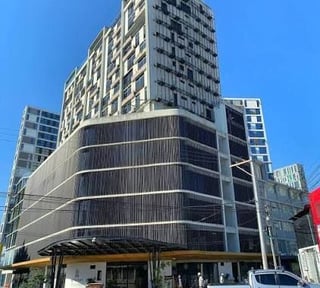 LOFT EN VENTA – GRANAT, ZONA 4