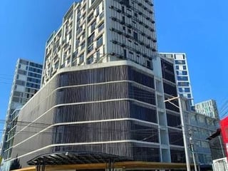 LOFT EN VENTA – GRANAT, ZONA 4 - Image 1