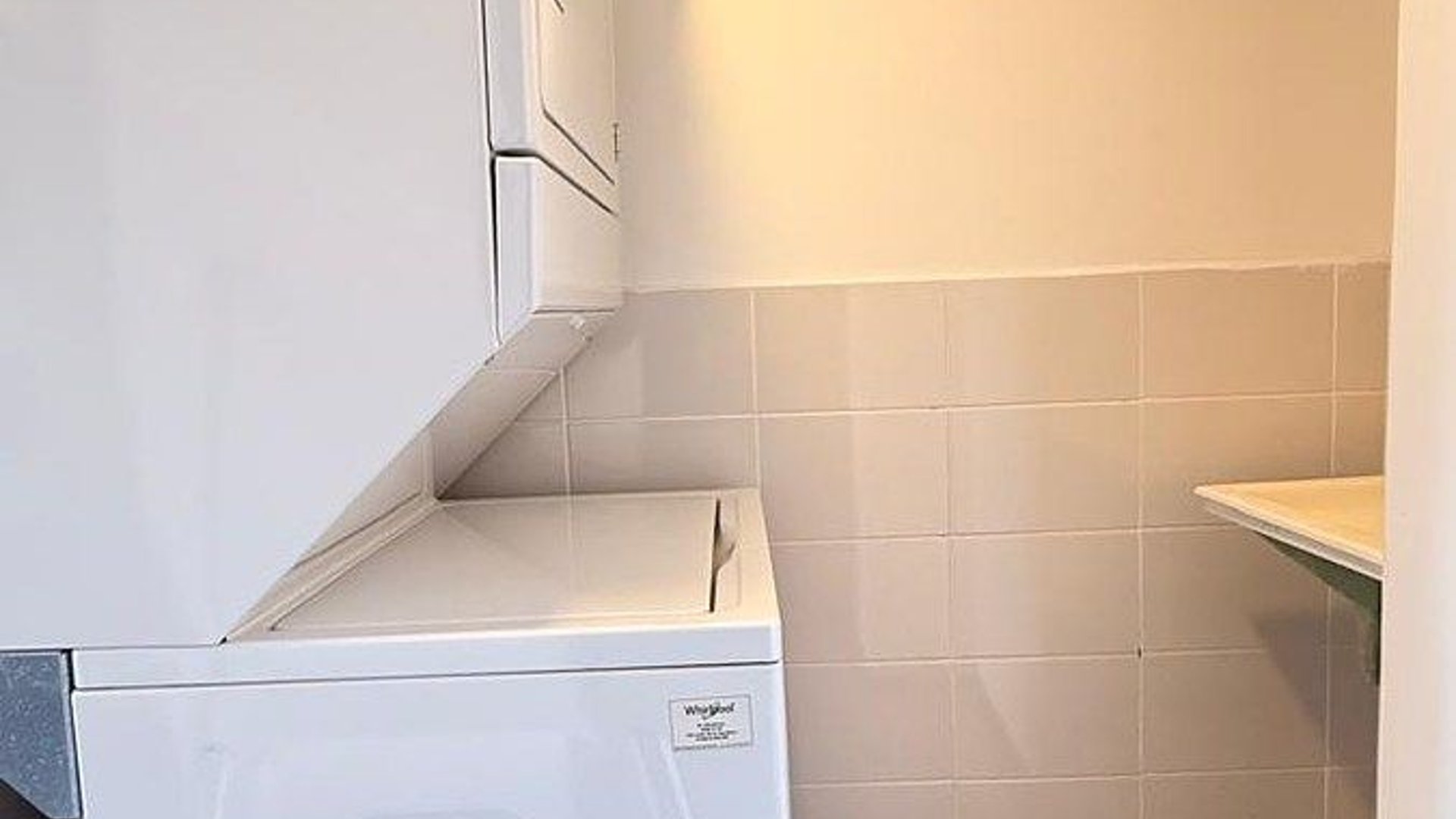 APARTAMENTO EN VENTA AMUEBLADO  ZONA 14 LA VILLA - Miniatura 13