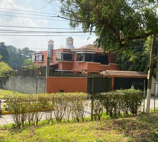 📍 CASA EN VENTA – 5 HAB + JARDÍN | COND SAN ANTONIO | KM 16.5 CES