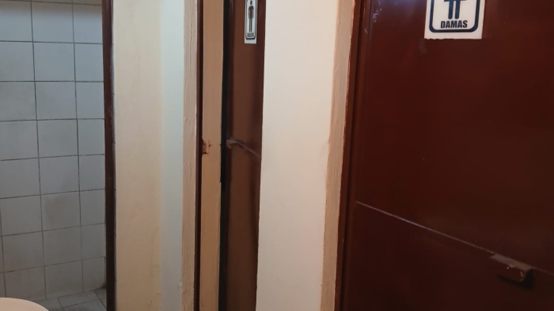 Bodegas en Alquiler en Zona 7 Castillo Lara - Miniatura 8