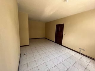 Apartamento en Renta Zona 16, Frente a C.C. Santa Amelia - 5