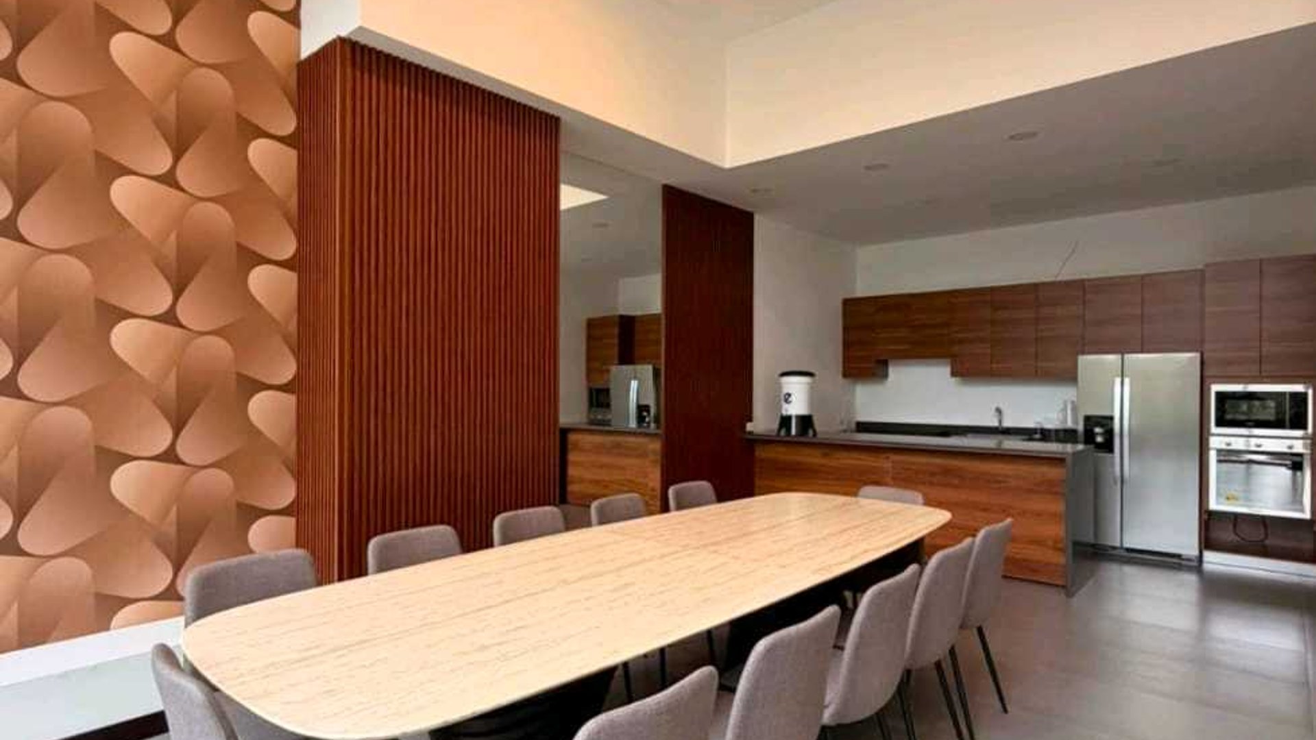 APARTAMENTO AMUEBLADO EN ALQUILER????Edificio Arles, Zona 15 - Miniatura 14