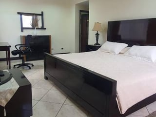 Apartamento en Renta, Zona 10 (R10495) - 2
