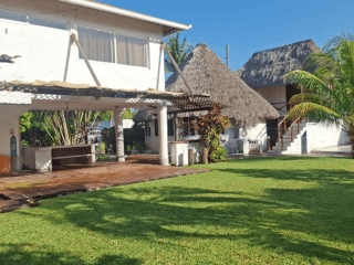 Casa en Venta en Condominio Tortuga Laguna, KM 2 Monterrico - 2
