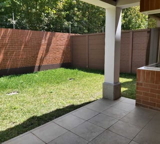 CASAS EN VENTA EN SANTA CATARINA, ACCESO POR ZONA 10.
