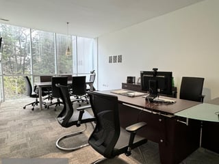 2 Edificios en Renta ideal para Universidades, Call Center u Oficinas CAES - Image 48