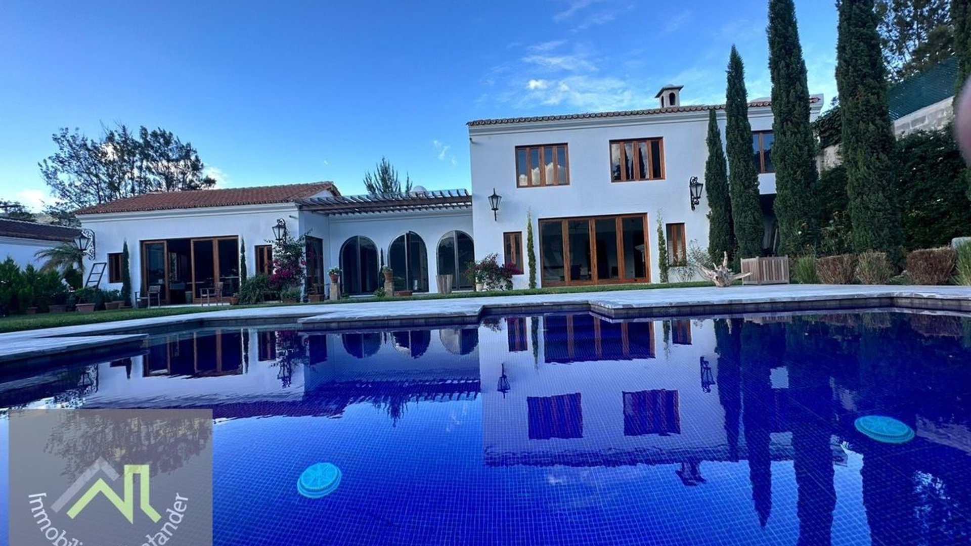 Exclusiva Residencia en Venta –Antigua Guatemala