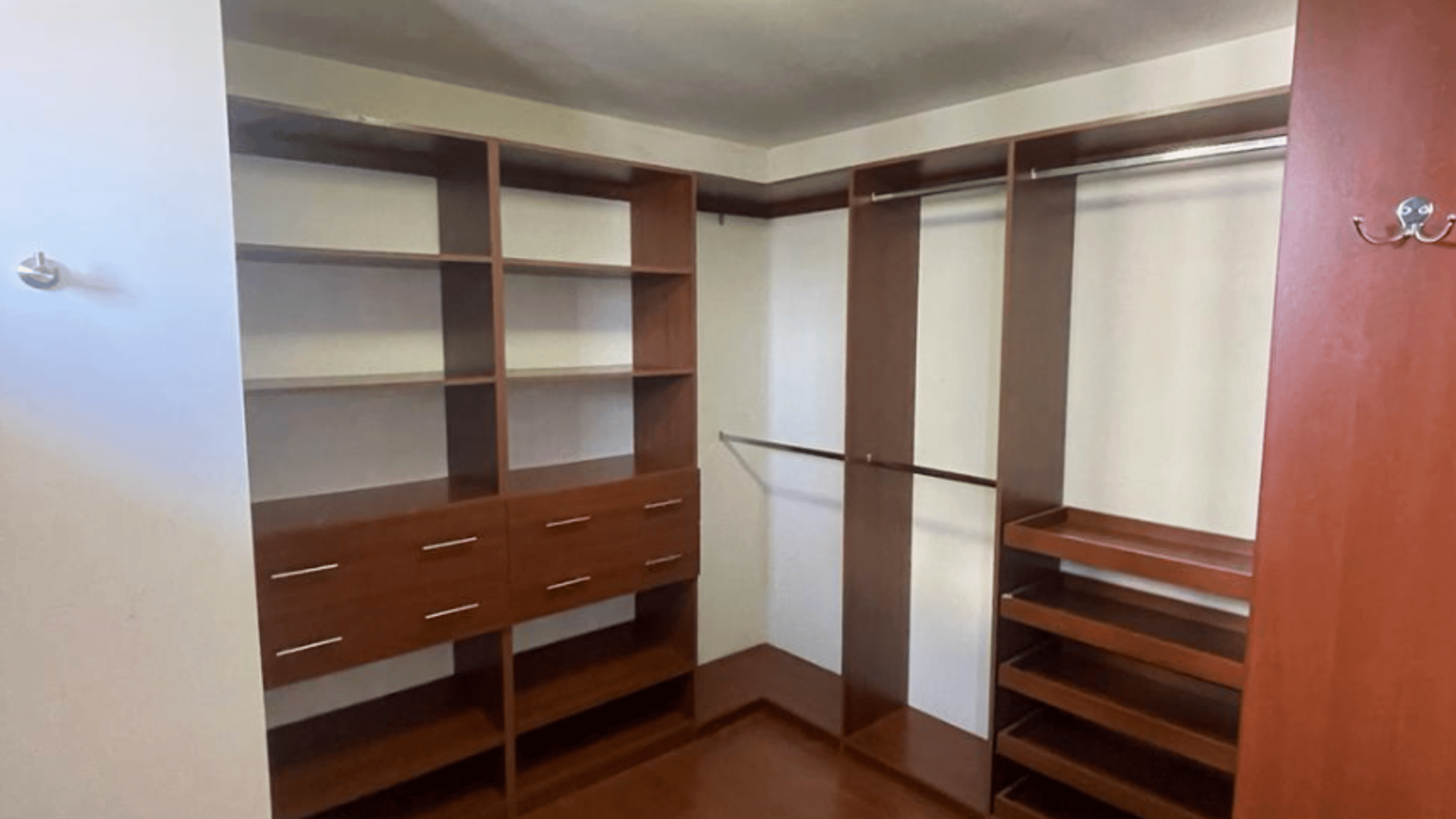 ALQUILER DE AMPLIO Y LINDO APARTAMENTO - BOTTICELLI, ZONA 15 - Miniatura 13